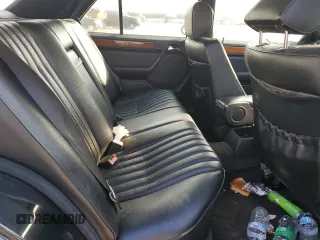 1993 Mercedes-Benz 300 with VIN WDBEB28E6PB878265, listed as a Copart auction lot 50939465 with 229,635 mi miles and Clean Title. Bid and sale history available at DreamBid. Image 10.