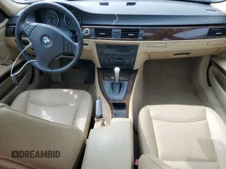 2006 BMW 3 Series 325xi z VIN WBAVD135X6KV07733, wystawiony jako Copart lot #64378665 z przebiegiem 116 849 mil mil oraz Szkoda całkowita • Salvage title. Historia ofert i sprzedaży dostępna na DreamBid. Obrazek 8.