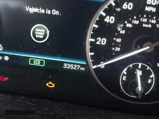 2018 Genesis G90 3.3T Premium with VIN KMHG34JA5JU043341, listed as a IAAI auction lot 41272841 with 33,527 mi miles. Bid and sale history available at carsss.com. Image 15.