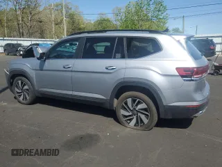 2024 Volkswagen Atlas SE with VIN 1V2WR2CA4RC567340, listed as a Copart auction lot 54665765 with 24,743 mi miles and Salvage title. Bid and sale history available at DreamBid. Image 2.