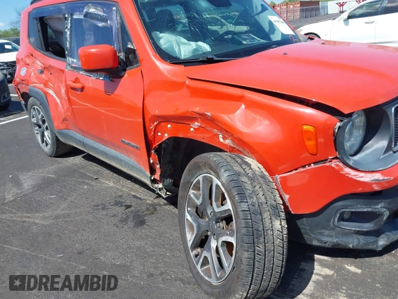 2017 Jeep Renegade Latitude z VIN ZACCJABB4HPG33377, wystawiony jako IAAI lot #41967663 z przebiegiem 141 201 mil mil oraz . Historia ofert i sprzedaży dostępna na DreamBid. Obrazek 6.