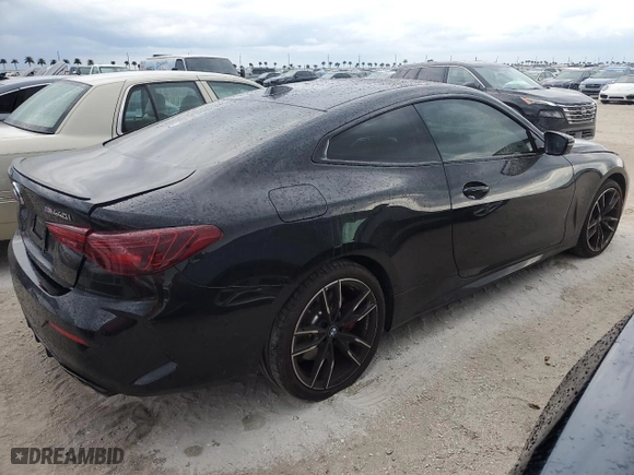 2025 BMW 4 Series M440i xDrive with VIN WBA83DA01SCS26725, listed as a Copart auction lot 77589694 with 2,877 mi miles and Non Repairable. Bid and sale history available at carsss.com. Image 3.