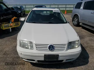 1999 Volkswagen Jetta GLS z VIN 3VWSA29M5XM074977, wystawiony jako Copart lot #65656884 z przebiegiem 124 921 mil mil oraz Nie do naprawy • Non repairable. Historia ofert i sprzedaży dostępna na DreamBid. Obrazek 5.