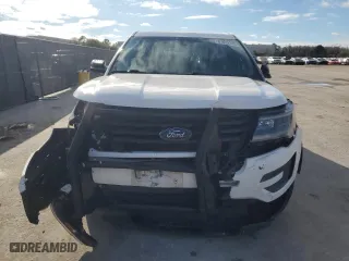 2019 Ford Police Interceptor Utility with VIN 1FM5K8AR9KGB43871, listed as a Copart auction lot 87615745 with 99,363 mi miles and Non Repairable. Bid and sale history available at carsss.com. Image 5.