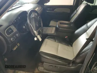 2011 GMC Sierra 1500 SLT z VIN 3GTP2WE34BG345772, wystawiony jako Copart lot #59194735 z przebiegiem 189 472 mil mil oraz Czysty tytuł • Clean title. Historia ofert i sprzedaży dostępna na DreamBid. Obrazek 7.