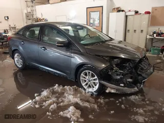 2015 Ford Focus SE with VIN 1FADP3F22FL334793, listed as a IAAI auction lot 41488994 with NaN miles. Bid and sale history available at carsss.com. Image 1.