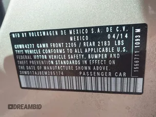 2014 Volkswagen Jetta SE z VIN 3VWD17AJ8EM285174, wystawiony jako IAAI lot #42359764 z przebiegiem 122 296 mil mil oraz . Historia ofert i sprzedaży dostępna na DreamBid. Obrazek 9.