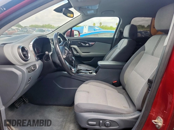 2019 Chevrolet Blazer z VIN 3GNKBGRS4KS580310, wystawiony jako Copart lot #59731745 z przebiegiem 100 813 mil mil oraz Czysty tytuł • Clean title. Historia ofert i sprzedaży dostępna na DreamBid. Obrazek 7.