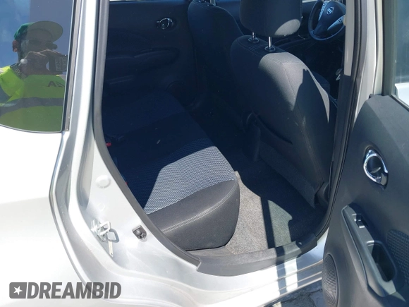 2015 Nissan Note SV with VIN 3N1CE2CP4FL409975, listed as a IAAI auction lot 42569579 with 122,714 mi miles and . Bid and sale history available at DreamBid. Image 8.