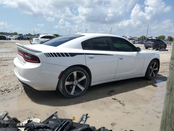 2017 Dodge Charger SXT with VIN 2C3CDXHG9HH543824, listed as a Copart auction lot 51038095 with 68,573 mi miles and Salvage Title. Bid and sale history available at carsss.com. Image 3.