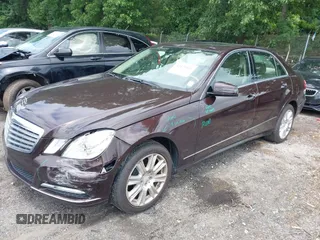 2013 Mercedes-Benz E 350 Luxury z VIN WDDHF5KB7DA663228, wystawiony jako IAAI lot #42429426 z przebiegiem 169 457 mil mil oraz . Historia ofert i sprzedaży dostępna na DreamBid. Obrazek 17.