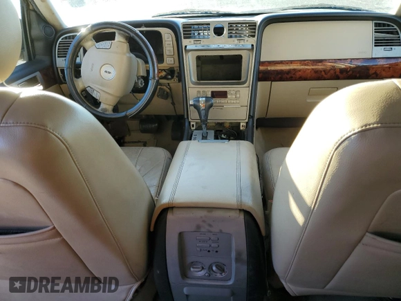 2006 Lincoln Navigator Luxury with VIN 5LMFU27576LJ05050, listed as a Copart auction lot 77033724 with 0 mi miles and Salvage Title. Bid and sale history available at carsss.com. Image 8.