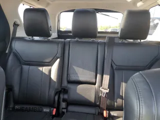 2019 Land Rover Discovery SE with VIN SALRG2RV1KA094702, listed as a Copart auction lot 60270784 with 67,903 mi miles and Clean Title. Bid and sale history available at carsss.com. Image 10.