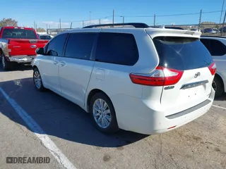 2016 Toyota Sienna XLE with VIN 5TDYK3DC1GS728176, listed as a IAAI auction lot 40878539 with 360,030 mi miles. Bid and sale history available at carsss.com. Image 3.