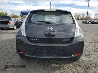 2011 Nissan LEAF SL with VIN JN1AZ0CP0BT004797, listed as a Copart auction lot 42435985 with 39,881 mi miles and Clean Title. Bid and sale history available at carsss.com. Image 6.
