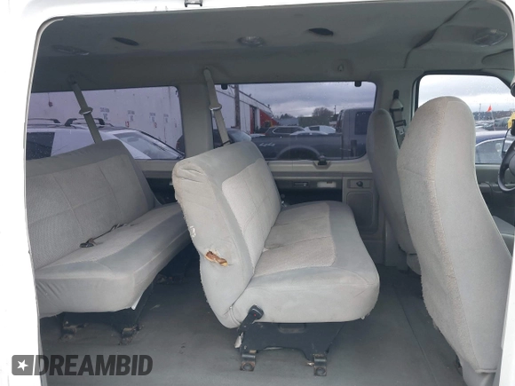 2006 Ford Econoline Passenger XL with VIN 1FBSS31L56DA35393, listed as a IAAI auction lot 41819071 with 175,478 mi miles and . Bid and sale history available at carsss.com. Image 8.