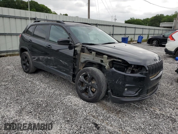 2021 Jeep Cherokee Altitude z VIN 1C4PJLLB2MD169574, wystawiony jako Copart lot #57119285 z przebiegiem 24 301 mil mil oraz Szkoda całkowita • Salvage title. Historia ofert i sprzedaży dostępna na DreamBid. Obrazek 4.