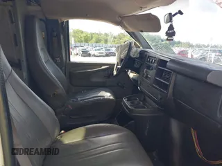 2013 Chevrolet Express Cargo с VIN 1GCSGAFX9D1101116, выставлен на аукционе IAAI как лот 42351221 с пробегом 220 008 миль миль и . История ставок и продаж доступна на DreamBid. Изображение 5.