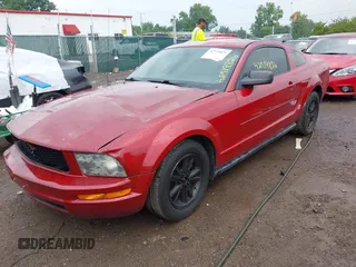 2008 Ford Mustang Deluxe with VIN 1ZVHT80N085193413, listed as a IAAI auction lot 42719826 with 199,618 mi miles and . Bid and sale history available at DreamBid. Image 18.