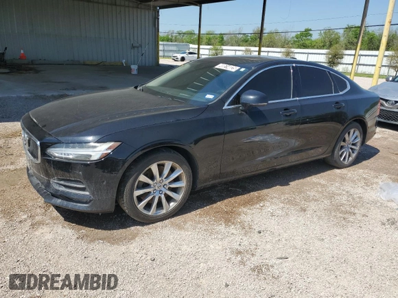 2017 Volvo S90 Momentum with VIN YV1A22MK8H1004500, listed as a Copart auction lot 49514025 with 85,847 mi miles and Clean Title. Bid and sale history available at carsss.com. Image 1.