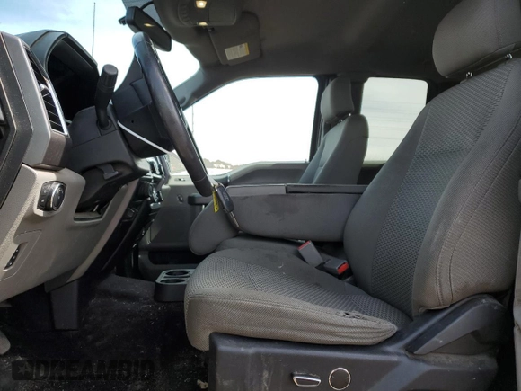 2016 Ford F-150 XLT with VIN 1FTFX1EG0GKD44802, listed as a Copart auction lot 48735915 with 157,613 mi miles and Salvage Title. Bid and sale history available at carsss.com. Image 7.