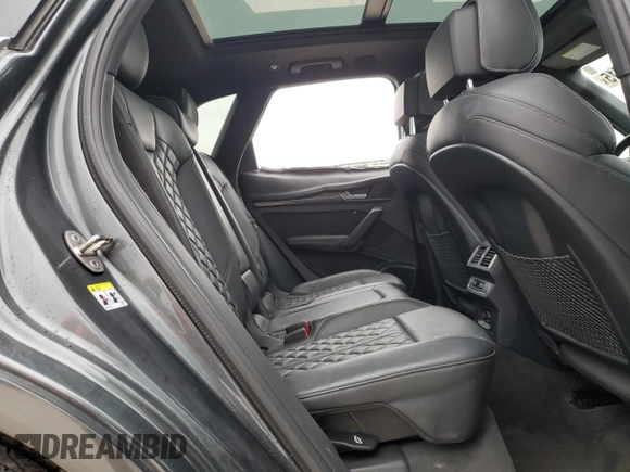 2018 Audi SQ5 Premium Plus z VIN WA1A4AFY0J2147611, wystawiony jako Copart lot #88248915 z przebiegiem 69 838 mil mil oraz Szkoda całkowita • Salvage title. Historia ofert i sprzedaży dostępna na DreamBid. Obrazek 11.