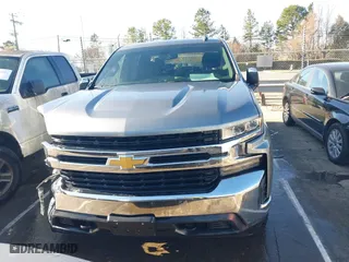 2019 Chevrolet Silverado 1500 LT with VIN 1GCUYDED7KZ335641, listed as a IAAI auction lot 41740080 with 89,922 mi miles. Bid and sale history available at carsss.com. Image 12.