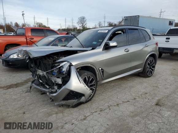 2021 BMW X5 M z VIN 5YMJU0C04M9F64315, wystawiony jako Copart lot #82029464 z przebiegiem Nie podano mil oraz Szkoda całkowita • Salvage title. Historia ofert i sprzedaży dostępna na DreamBid. Obrazek 1.