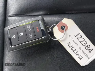 2022 Jeep Grand Cherokee Limited z VIN 1C4RJKBG8N8628262, wystawiony jako IAAI lot #41155958 z przebiegiem 47 150 mil mil oraz . Historia ofert i sprzedaży dostępna na DreamBid. Obrazek 11.
