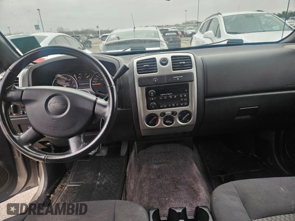 2009 Chevrolet Colorado Work Truck z VIN 1GCCS19E198127785, wystawiony jako Copart lot #85679794 z przebiegiem 167 149 mil mil oraz Czysty tytuł • Clean title. Historia ofert i sprzedaży dostępna na DreamBid. Obrazek 9.