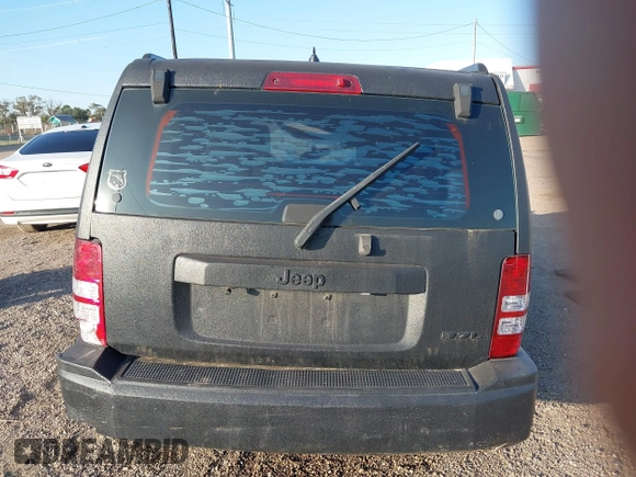 2008 Jeep Liberty Sport with VIN 1J8GP28K98W245697, listed as a IAAI auction lot 40896591 with Not Provided miles. Bid and sale history available at carsss.com. Image 17.