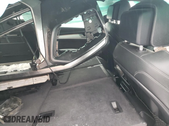 2018 Audi SQ5 Premium Plus with VIN WA1A4AFY1J2026957, listed as a Copart auction lot 44124315 with Not Provided miles and Salvage Title. Bid and sale history available at DreamBid. Image 11.