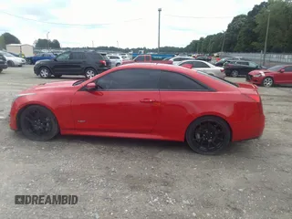 2016 Cadillac ATS-V z VIN 1G6AN1RY6G0161714, wystawiony jako IAAI lot #42394727 z przebiegiem 84 041 mil mil oraz . Historia ofert i sprzedaży dostępna na DreamBid. Obrazek 14.