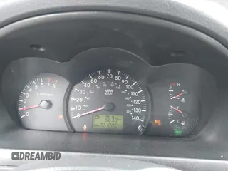 2004 Kia Spectra LX z VIN KNAFE121345017467, wystawiony jako IAAI lot #41911311 z przebiegiem 221 086 mil mil oraz . Historia ofert i sprzedaży dostępna na DreamBid. Obrazek 7.