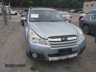 2014 Subaru Outback Limited with VIN 4S4BRBLC2E3253936, listed as a IAAI auction lot 42570106 with 210,225 mi miles and . Bid and sale history available at DreamBid. Image 12.