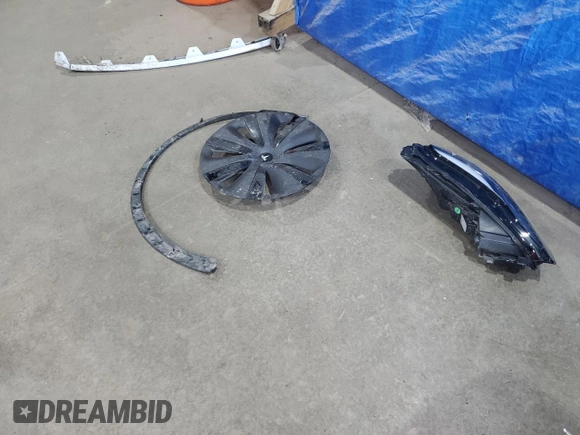 2024 Tesla Model Y Long Range с VIN 7SAYGDEE8RA266519, выставлен на аукционе Copart как лот 60899095 с пробегом Не указан миль и Списание • Salvage title. История ставок и продаж доступна на DreamBid. Изображение 12.