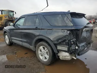 2022 Ford Explorer with VIN 1FMSK8BH7NGB79670, listed as a Copart auction lot 49423615 with 30,559 mi miles and Salvage title. Bid and sale history available at DreamBid. Image 2.