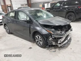 2017 Toyota Prius Plus with VIN JTDKARFP3H3060041, listed as a IAAI auction lot 41770013 with 236,511 mi miles and . Bid and sale history available at DreamBid. Image 1.