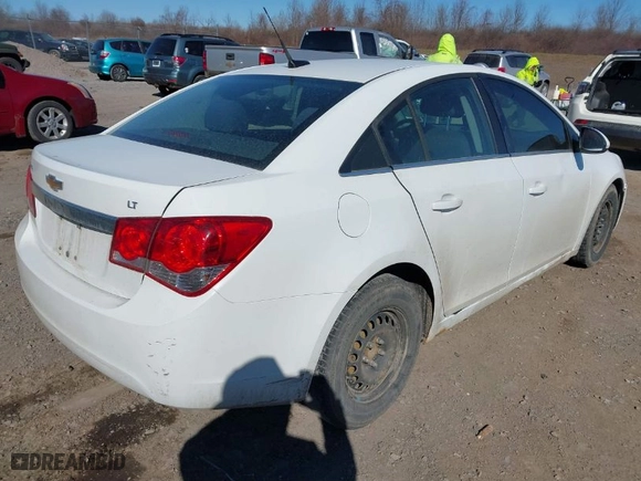 2014 Chevrolet Cruze 1LT with VIN 1G1PC5SB2E7260845, listed as a IAAI auction lot 41847899 with 87,720 mi miles. Bid and sale history available at carsss.com. Image 4.