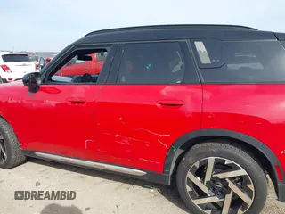 2025 MINI Countryman S z VIN WMZ23GA04S7P33413, wystawiony jako IAAI lot #41576638 z przebiegiem 9 505 mil mil oraz . Historia ofert i sprzedaży dostępna na DreamBid. Obrazek 14.