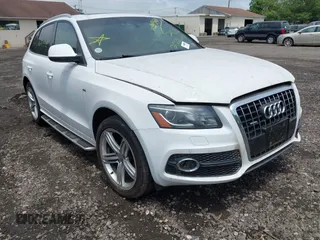 2010 Audi Q5 Prestige with VIN WA1WKAFP0AA082106, listed as a IAAI auction lot 42543669 with Not provided miles and . Bid and sale history available at DreamBid. Image 1.