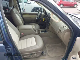 2003 Ford Explorer Eddie Bauer z VIN 1FMZU74K53ZB33588, wystawiony jako IAAI lot #41830741 z przebiegiem 142 978 mil mil oraz . Historia ofert i sprzedaży dostępna na DreamBid. Obrazek 5.