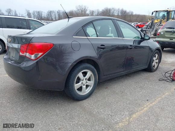 2014 Chevrolet Cruze 1LT with VIN 1G1PC5SB9E7109890, listed as a IAAI auction lot 41974208 with 158,768 mi miles. Bid and sale history available at carsss.com. Image 4.