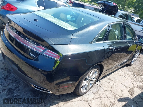 2014 Lincoln MKZ Hybrid with VIN 3LN6L2LU4ER811119, listed as a IAAI auction lot 42190415 with 98,898 mi miles and . Bid and sale history available at DreamBid. Image 4.