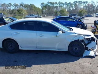 2015 Nissan Altima 2.5 S with VIN 1N4AL3AP4FN868500, listed as a IAAI auction lot 41497837 with 213,417 mi miles. Bid and sale history available at carsss.com. Image 13.