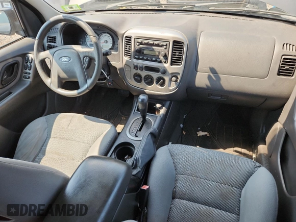 2005 Ford Escape XLT with VIN 1FMYU93135DA09027, listed as a Copart auction lot 63322395 with 144,020 mi miles and Clean title. Bid and sale history available at DreamBid. Image 8.