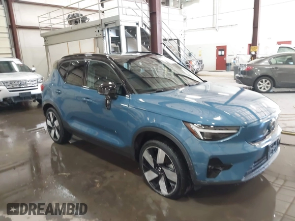 2023 Volvo XC40 Ultimate с VIN YV4ED3UM9P2090415, выставлен на аукционе IAAI как лот 41138900 с пробегом 8 292 миль миль и . История ставок и продаж доступна на DreamBid. Изображение 1.
