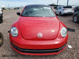 2012 Volkswagen Beetle 2.0T Turbo PZEV with VIN 3VWVA7AT5CM654978, listed as a Copart auction lot 66766654 with 60,842 mi miles and Salvage Title. Bid and sale history available at carsss.com. Image 5.