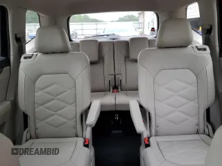 2024 Volkswagen Atlas SE z VIN 1V2JR2CAXRC616048, wystawiony jako Copart lot #56694875 z przebiegiem 11 281 mil mil oraz Szkoda całkowita • Salvage title. Historia ofert i sprzedaży dostępna na DreamBid. Obrazek 10.