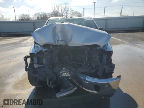 2016 Ram 1500 Lone Star z VIN 1C6RR6LT6GS241668, wystawiony jako Copart lot #46596195 z przebiegiem 157 602 mil mil oraz Tytuł czysty. Historia ofert i sprzedaży dostępna na DreamBid. Obrazek 5.